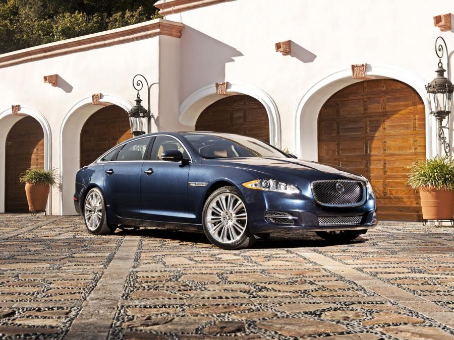 Jaguar XJL 2010 года  (US) (фото 10 из 41)